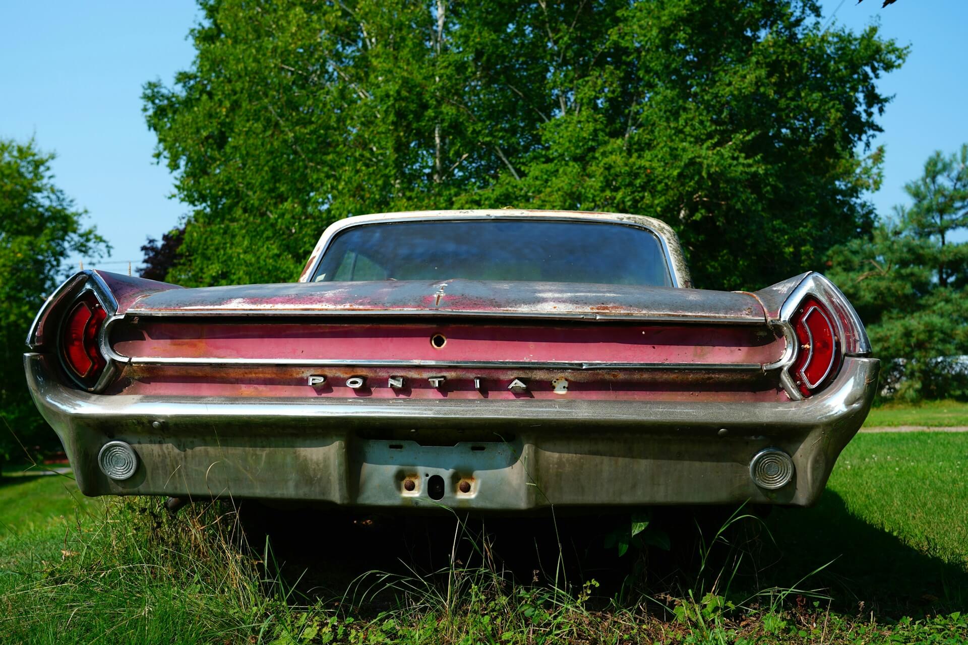 salvage Pontiac vehicle